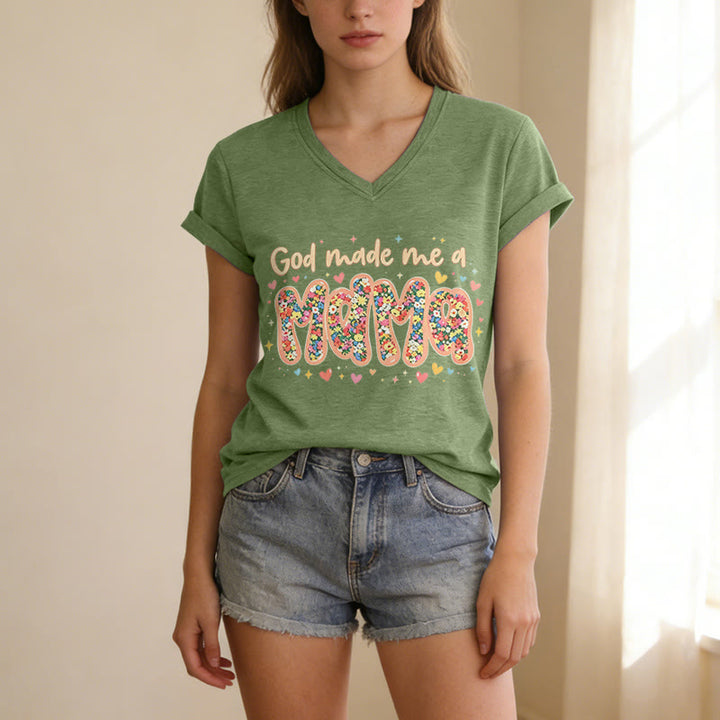 Christianartworkshop God Made Me A Mama Casual V-neck T-shirt - image 3
