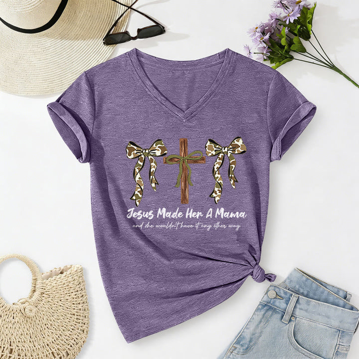 Christianartworkshop Jesus Made Her A Mama And She Wouldn't Have It Any Other Way Casual V-neck T-shirt - Purple - 2XL - image 16