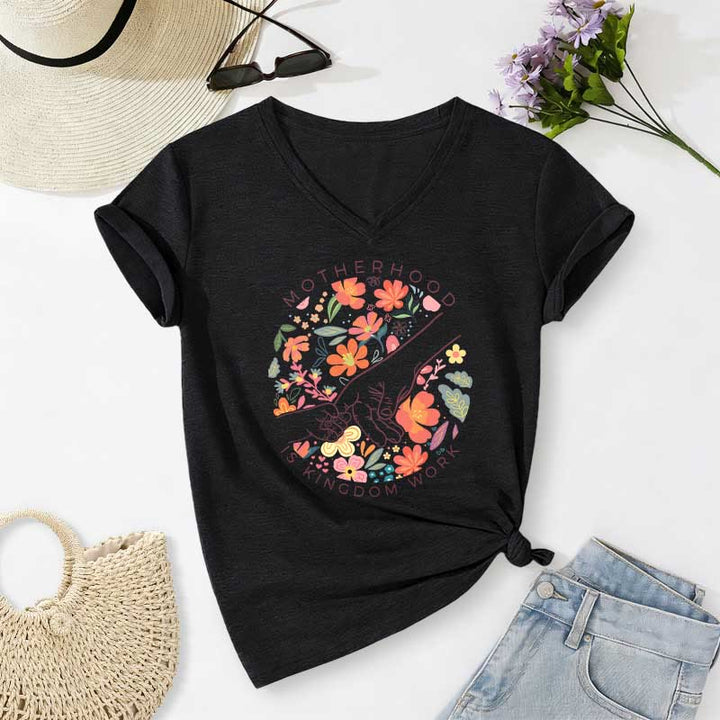 Christianartworkshop Motherhood Is Kingdom Work Floral Hand Casual V-neck T-shirt - Black - 2XL - image 12