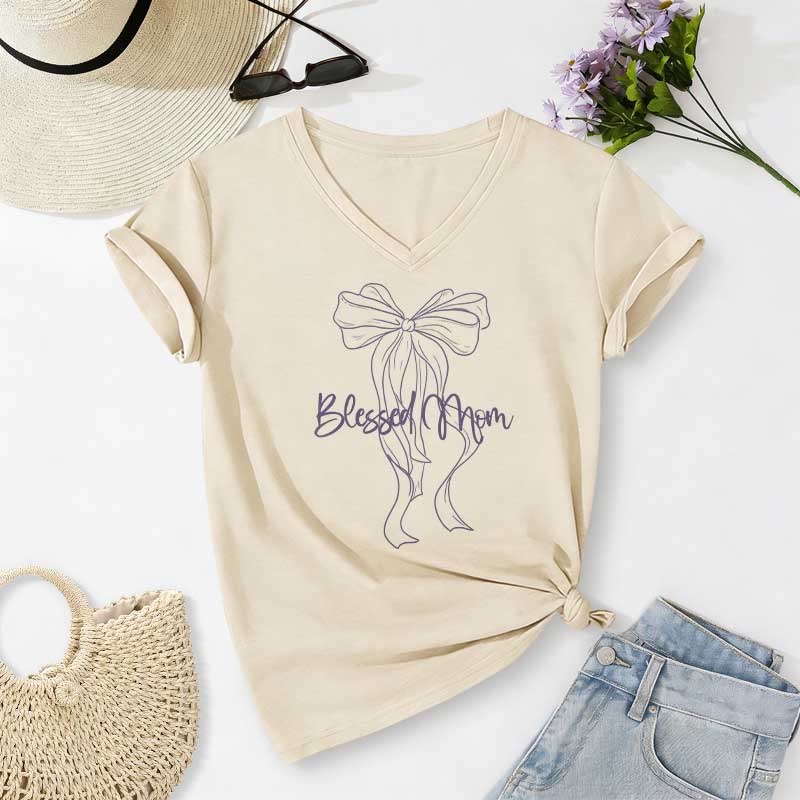 Christianartworkshop Blessed Mom Bow Graphic Casual V-neck T-shirt - Beige - 2XL - image 6