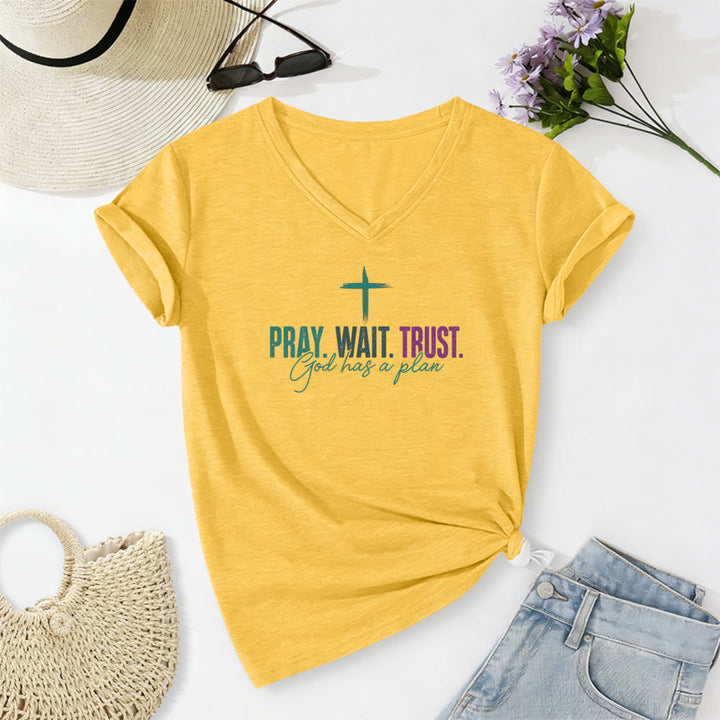 Christianartworkshop Pray Wait Trust God Has A Plan Cross Print Casual V-neck T-shirt - Yellow - 2XL - image 4