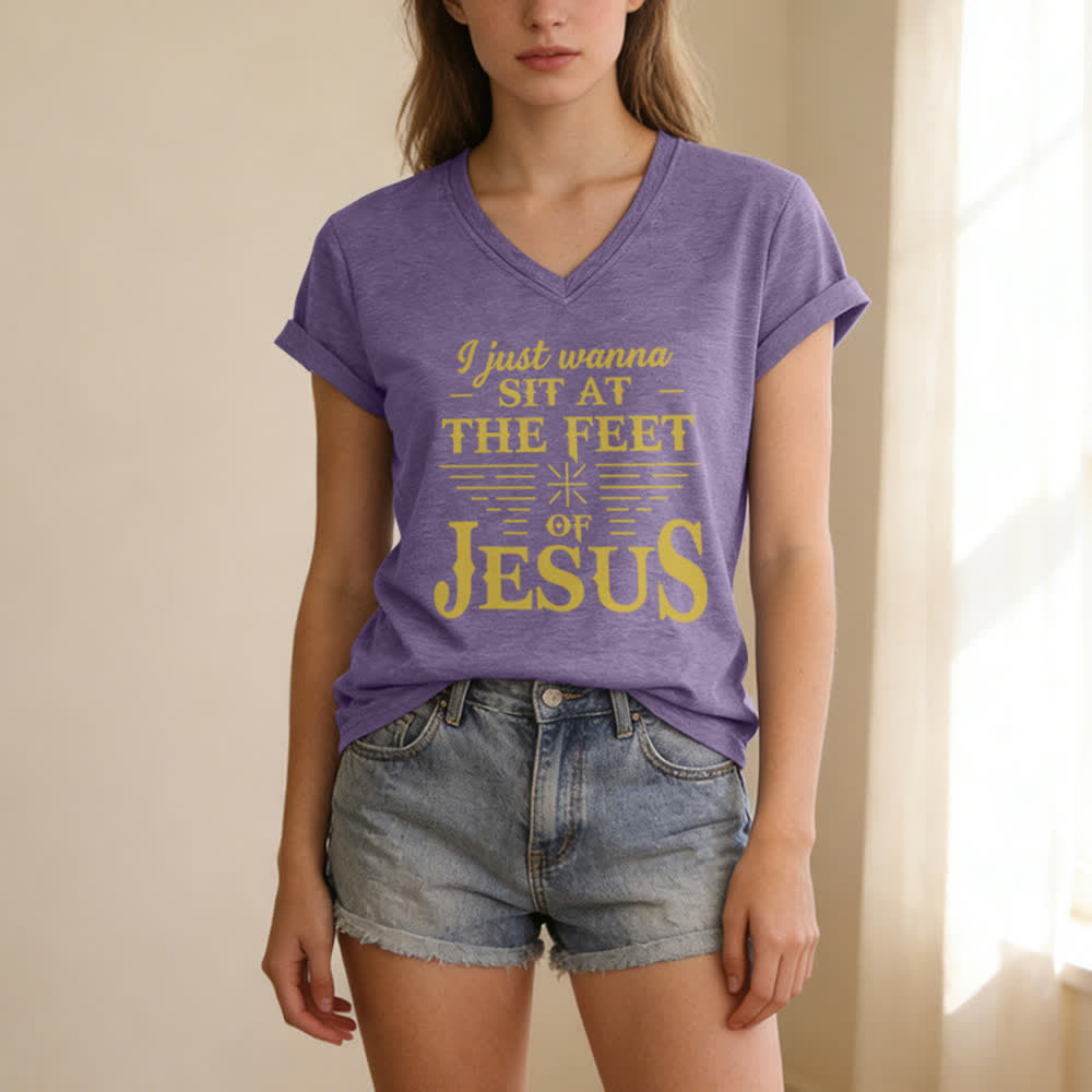 Christianartworkshop I Just Wanna Sit At The Feet of Jesus Print V-Neck T-shirt - image 25