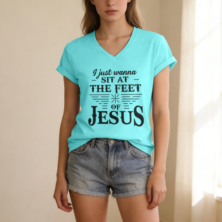 Christianartworkshop I Just Wanna Sit At The Feet of Jesus Print V-Neck T-shirt - image 17