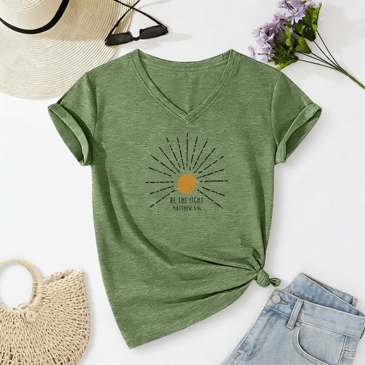 Christianartworkshop Women's Be The Light Matthew 5:14 Print Print V-Neck T-shirt - Olive Green - 2XL - image 0