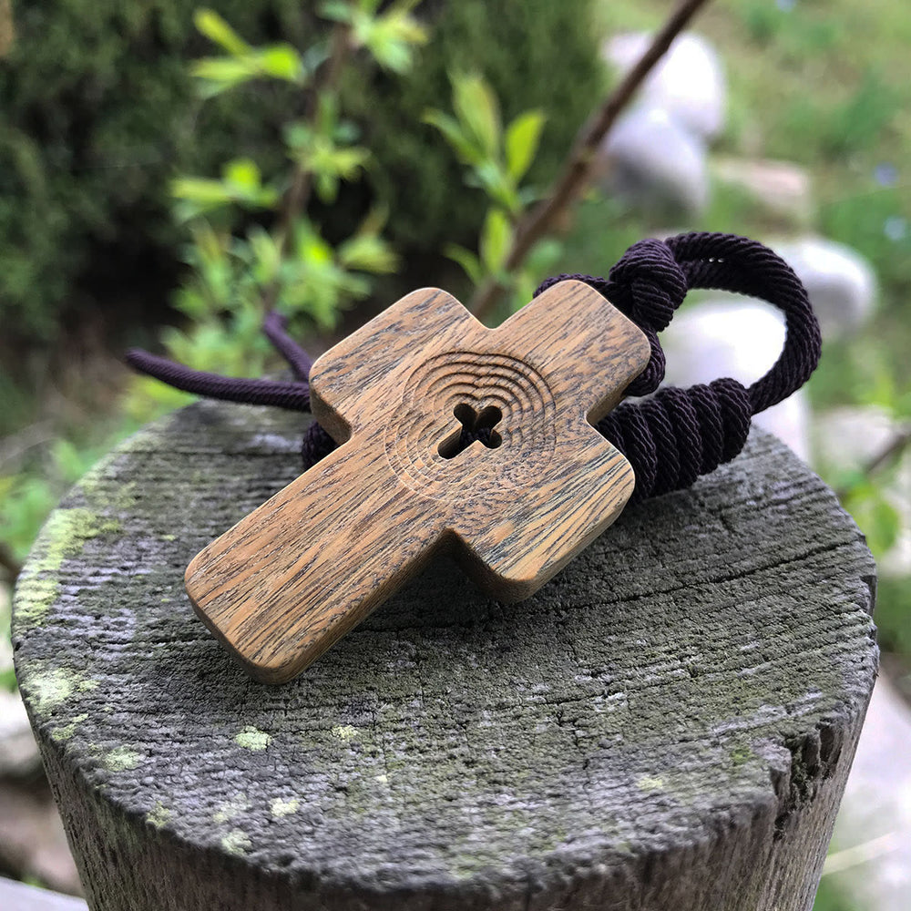 Christianartworkshop Green Sandalwood Cross Pendant Necklace with Central Cutout: A Symbol of Natural Grace - image 1
