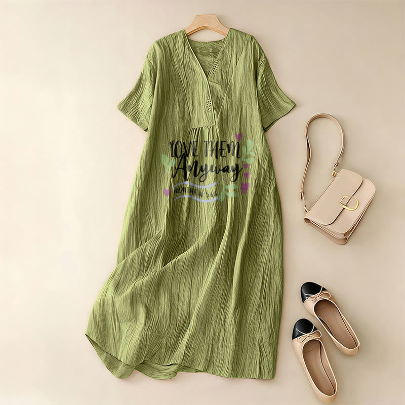 Christianartworkshop "Love Them Anyway" Matthew 5:44 Heart Leaf Print V-Neck Short Sleeve Midi Dress - image 5