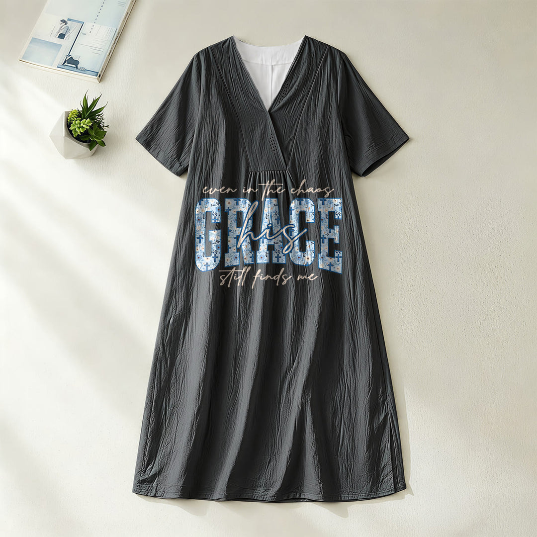Christianartworkshop Classic "His Grace Still Finds Me" Plaid Print V-Neck Loose Midi Dress - Black - 4XL - image 0
