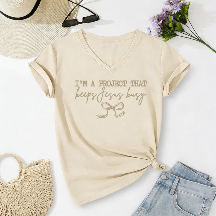 Christianartworkshop "I’m A Project That Keeps Jesus Busy" Bow Script Casual V-neck T-shirt - Beige - 2XL - image 8