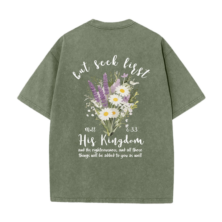 Christianartworkshop Tiny Lavender Daisy Bouquet Large Back Floral Arrangement Inspirational Verse Washed T-Shirt - image 23