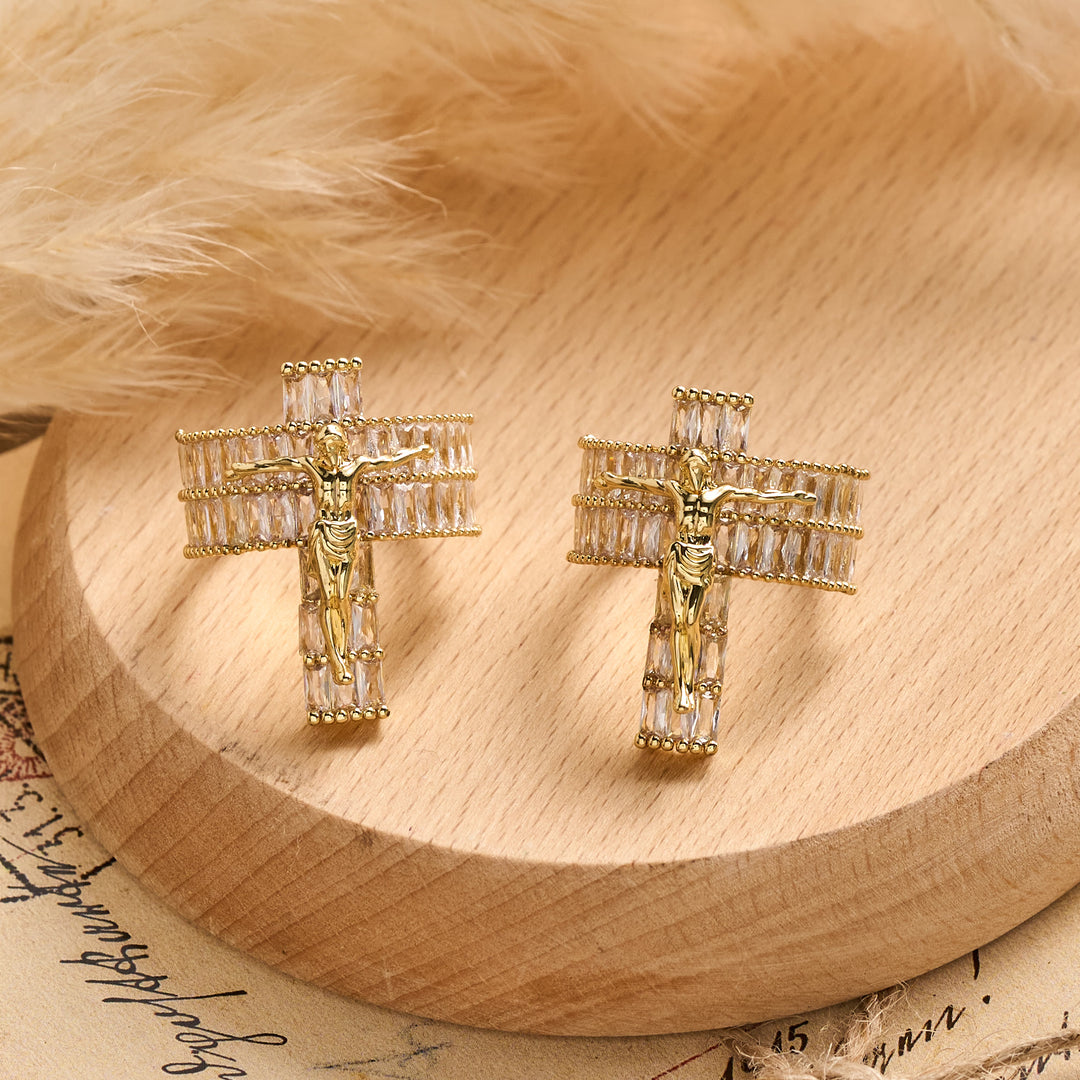 Christianartworkshop Compact Sculpted Crucifix Signet Ring: Timeless Emblem of Unshakable Sacred Faith - image 2