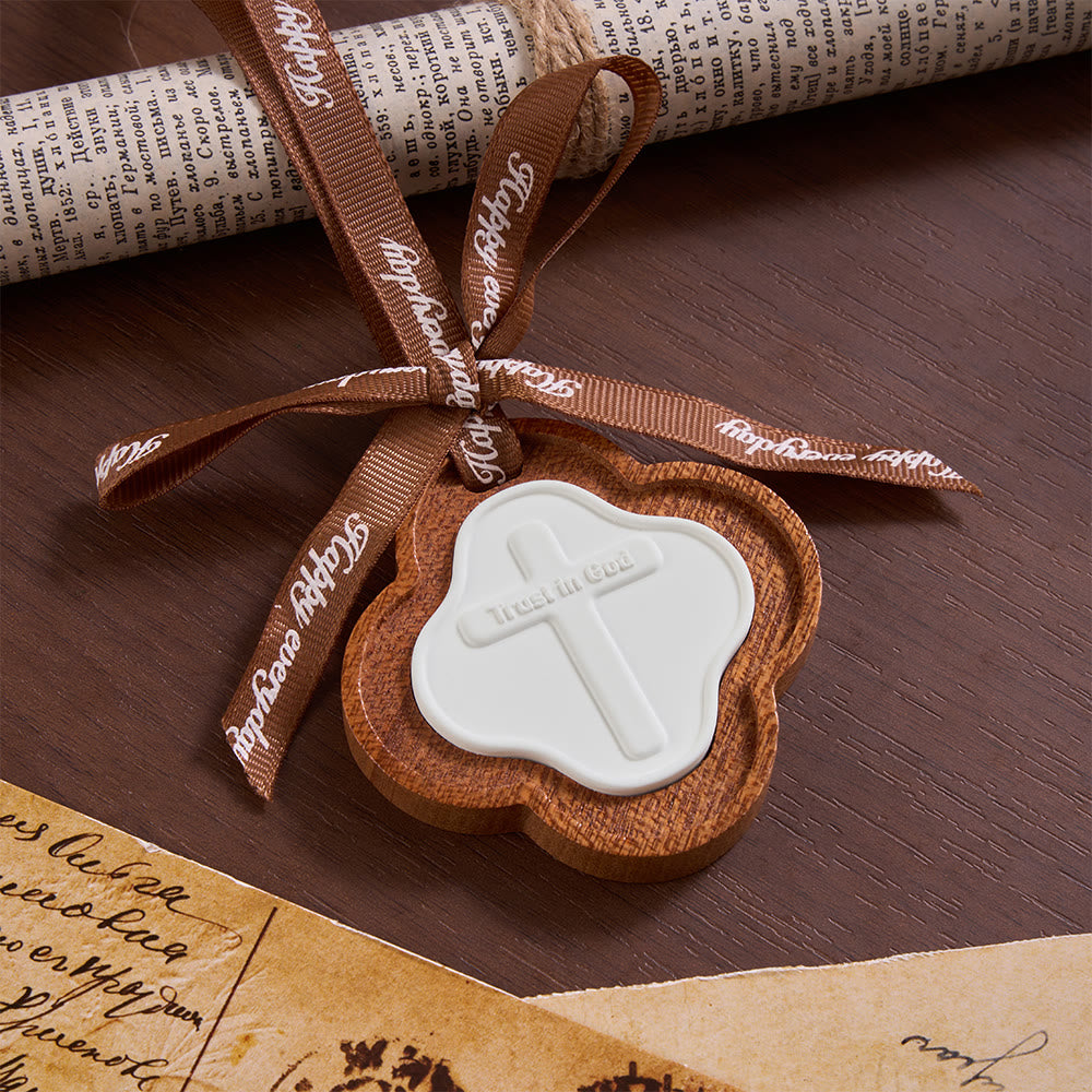 Christianartworkshop Four-Leaf Wooden Cross Car Pendant With Embossed Lettering: Emblem of Steadfast Heavenly Confidence - image 2