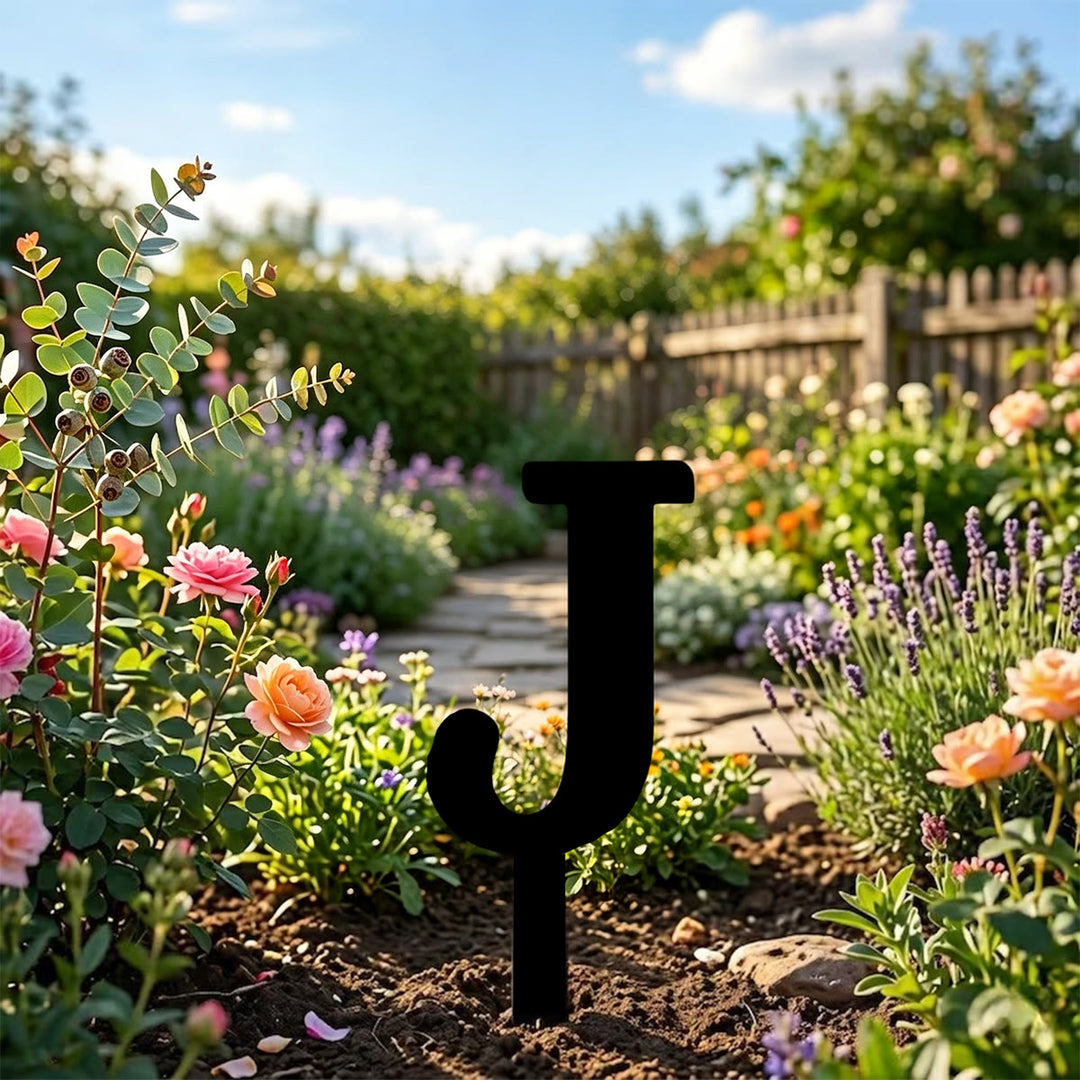 Christianartworkshop Round Silhouette Holy Family Yard Metal Stake: Token of Warm Sacred Nightly Grace for Yard - image 0