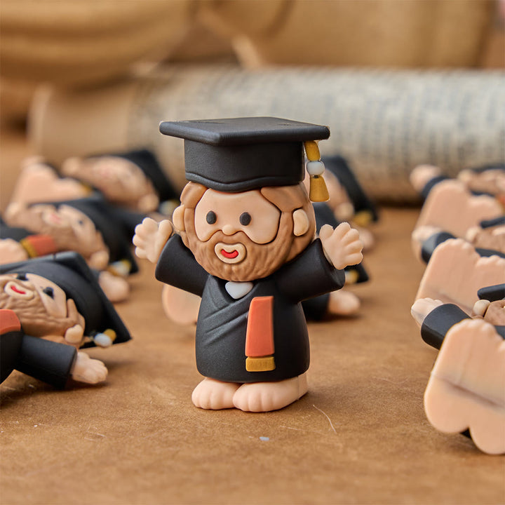 Christianartworkshop Mini Jesus Figurine Ornaments: Graduation Cap Open-Arm PVC Decor, Emblem of Hopeful Heavenly Blessing - image 9