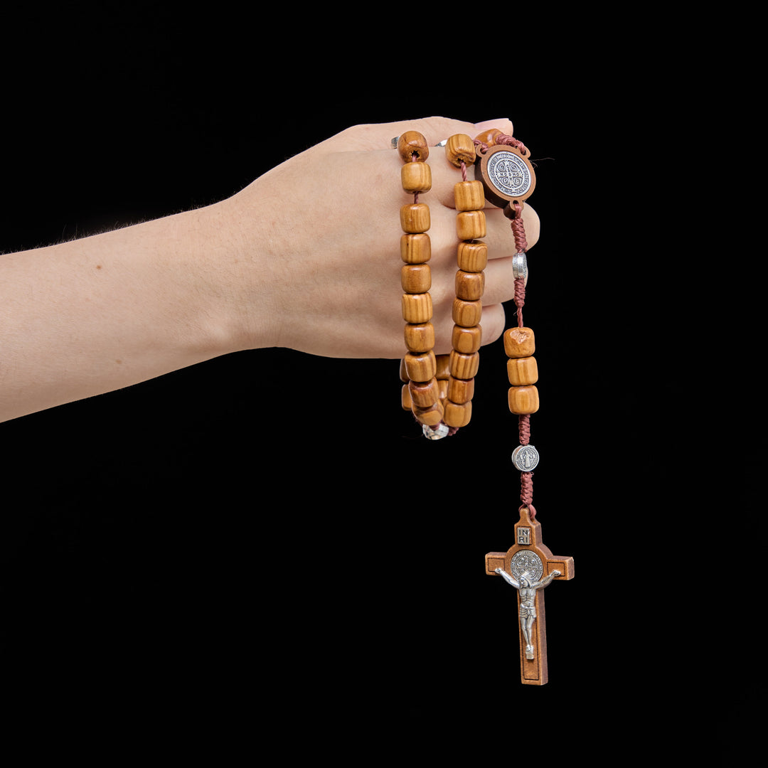 Christianartworkshop Wooden Bead Rosary With Detailed Crucifix: Emblem of Heavenly Solace - image 4