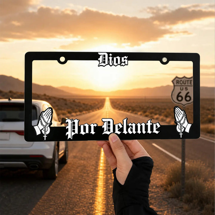Christianartworkshop Dios Por Delante License Plate Frame with Praying Hands: Token Of Peaceful Daily Spiritual Serenity - 12.24"*6.26"*0.39"/31.1cm*15.9cm*1cm (Standard 6"x12" US plate size) - image 0