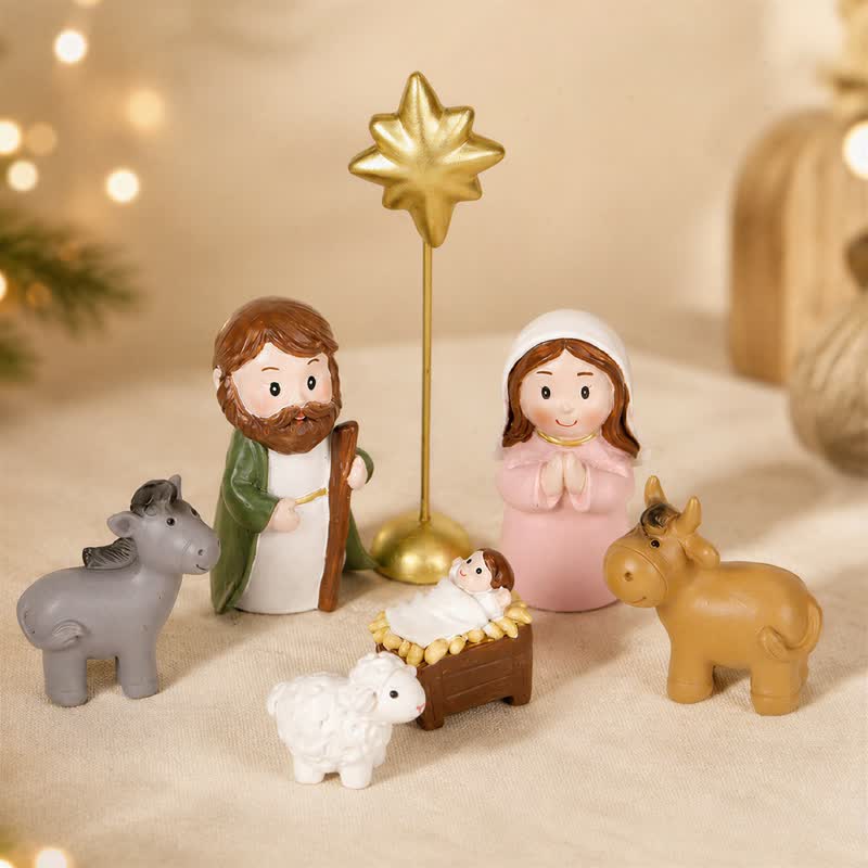 Christianartworkshop Precisely Handcrafted Nativity Character Set: Badge of Soft Heavenly Light - image 1
