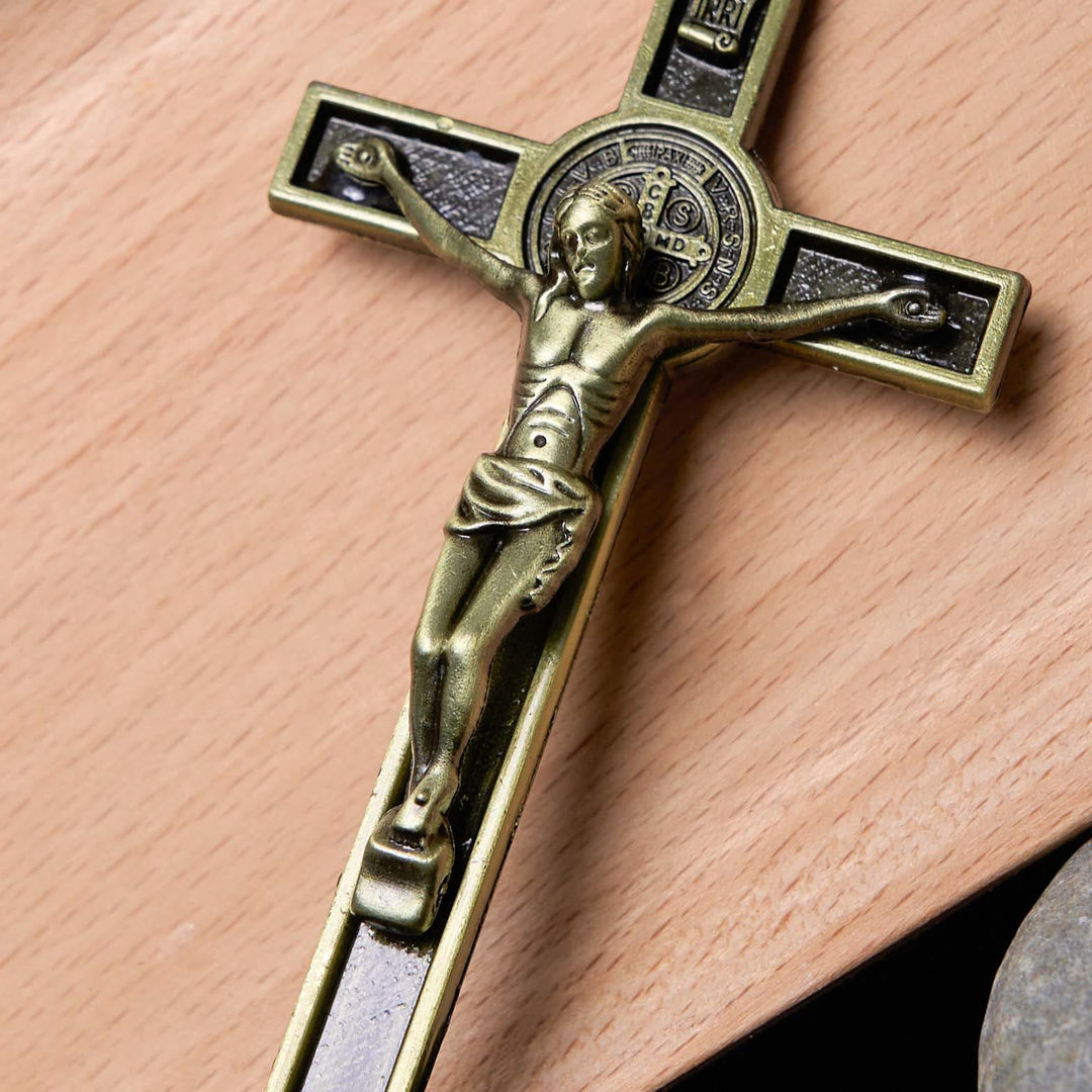 Christianartworkshop Classic Style Silver Bronze Alloy Crucifix Stereoscopic Desktop Ornaments