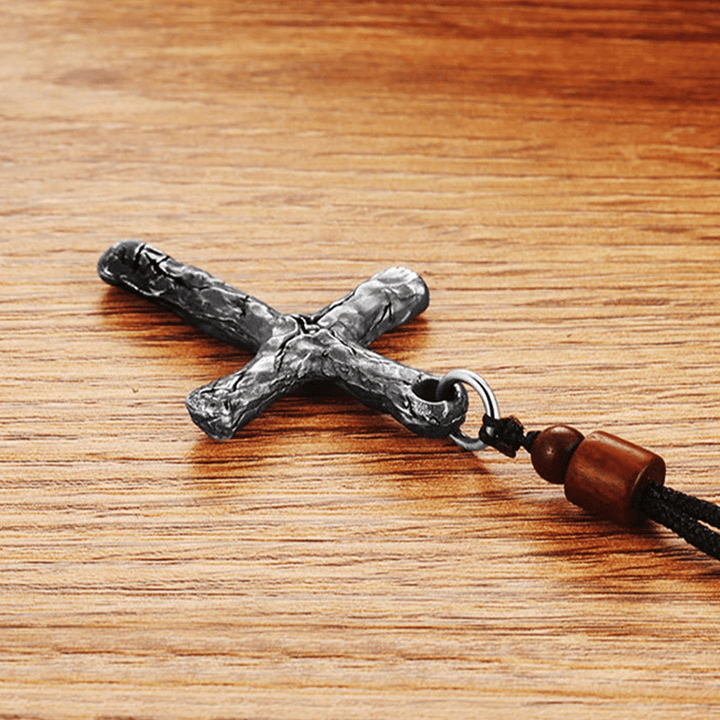 Christianartworkshop Minimalist Style Heavy Metal Cracked Cross Necklace